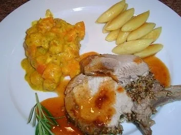 Schweinekarrée vom Duroc Schwein, Kürbisragout, Schupfnudeln - Rezept - Bild Nr. 4