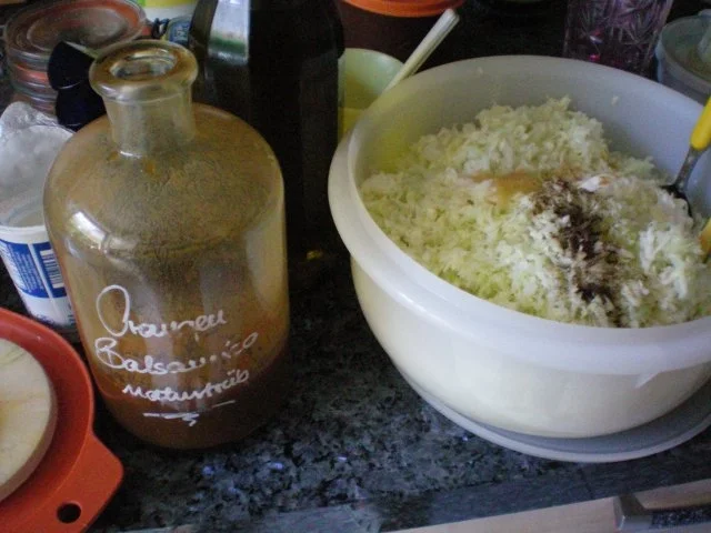 Rezept: Krautsalat - eine fruchtige Variante Bild Nr. 4 Krautsalat - eine fruchtige Variante - Rezept - Bild Nr. 4