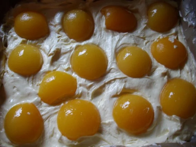 Rezept: aprikosen-streuselkuchen Bild Nr. 4 aprikosen-streuselkuchen - Rezept - Bild Nr. 4