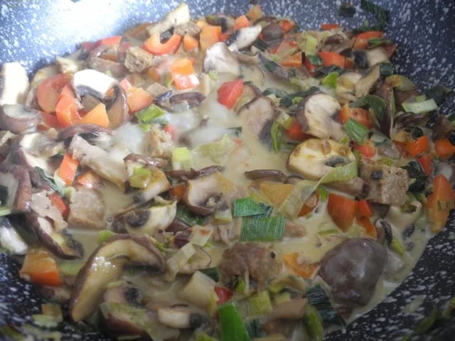 Vegan : Seitan - Curry - Pfanne mit Reis - Rezept - Bild Nr. 7