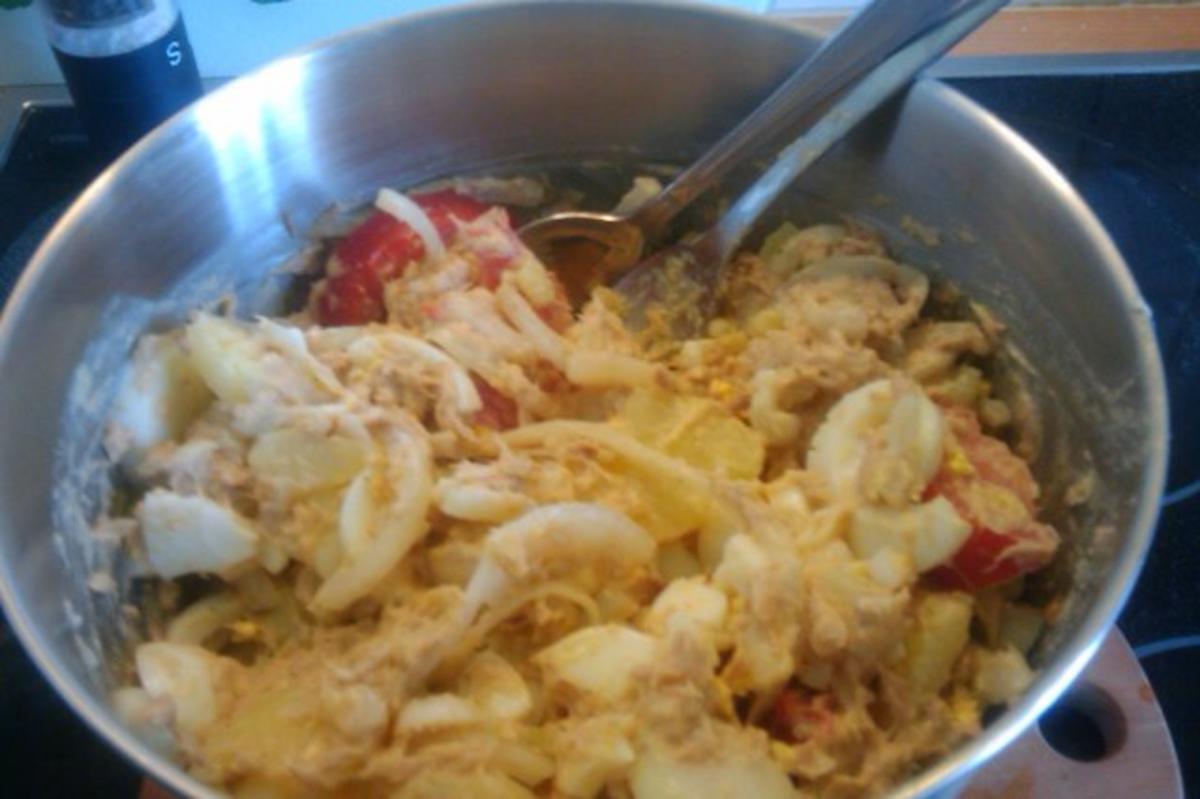 Afrikanischer Thon-Eier-Kartoffelsalat - Rezept