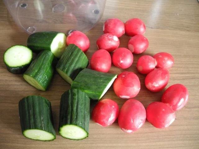 Rezept: Lachs an schwäbischen Kartoffelsalat mit Radieschen-Gurken-Salat Bild Nr. 2 Lachs an schwäbischen Kartoffelsalat mit Radieschen-Gurken-Salat - Rezept - Bild Nr. 2