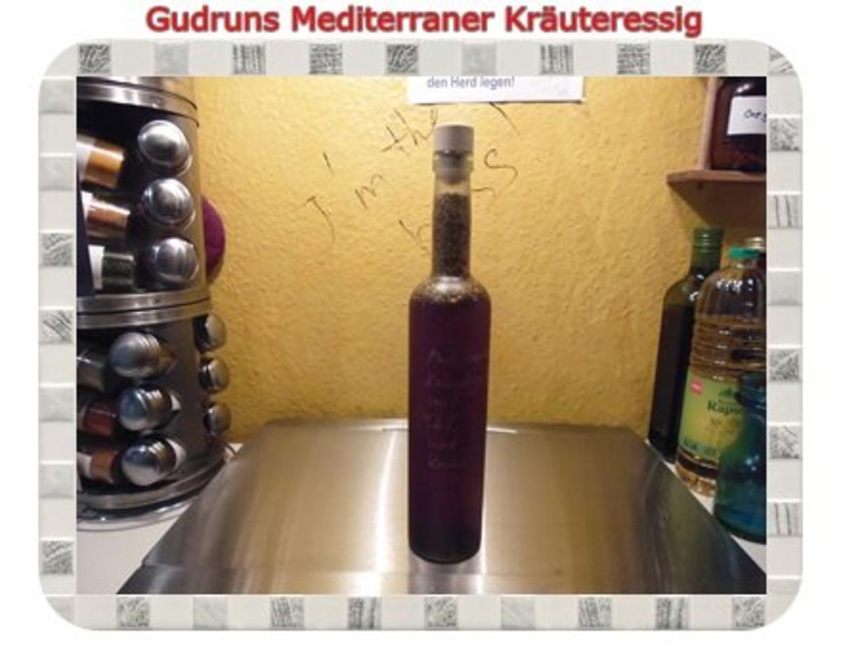 Essig: Mediterraner Kräuteressig - Rezept