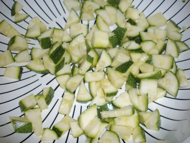 Rezept: tomaten-zucchini-salat Bild Nr. 3 tomaten-zucchini-salat - Rezept - Bild Nr. 3