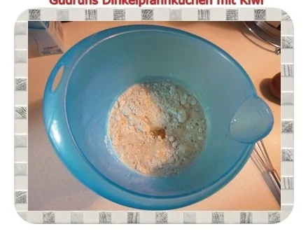 Rezept: Kuchen: Kiwi-Pfannkuchen mit Dinkelmehl Bild Nr. 5 Kuchen: Kiwi-Pfannkuchen mit Dinkelmehl - Rezept - Bild Nr. 5