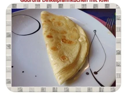 Rezept: Kuchen: Kiwi-Pfannkuchen mit Dinkelmehl Bild Nr. 12 Kuchen: Kiwi-Pfannkuchen mit Dinkelmehl - Rezept - Bild Nr. 12