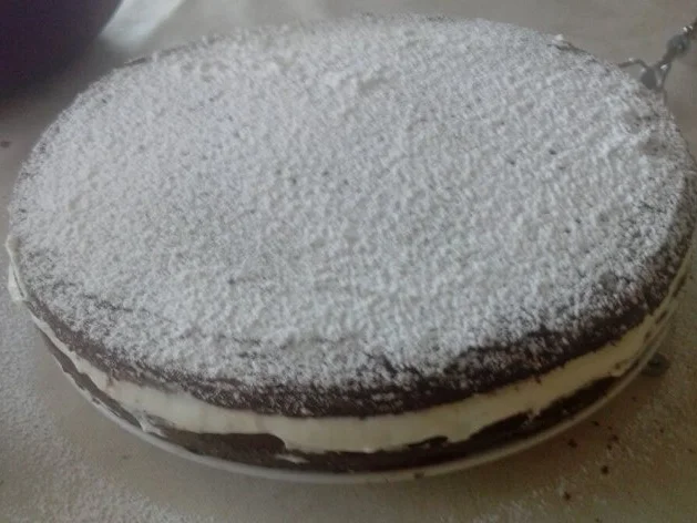 Rezept: Schokotorte mit Frischkäsefüllung Schokotorte mit Frischkäsefüllung - Rezept