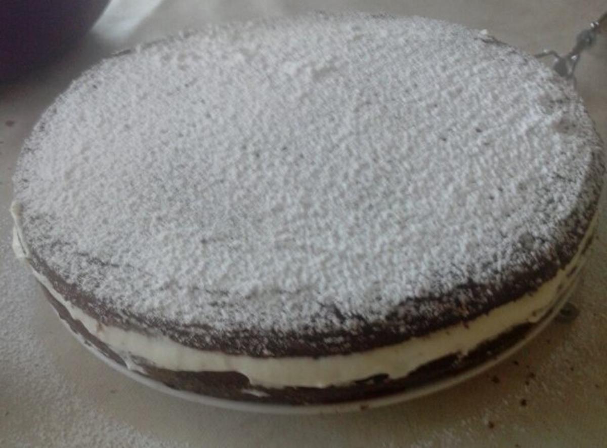 Schokotorte mit Frischkäsefüllung - Rezept - kochbar.de