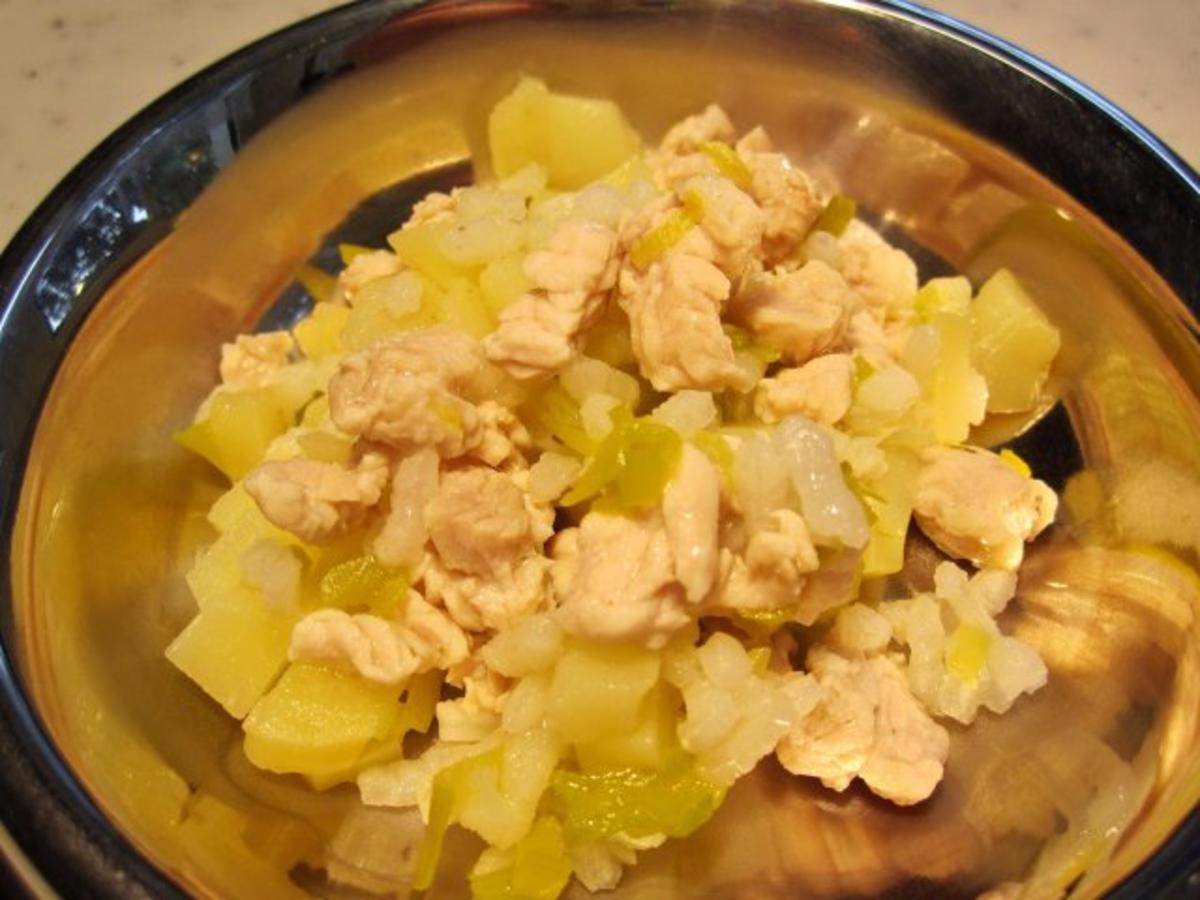 Bilder für Katzenfutter: Pute mit Lauch und Reis ... - Rezept