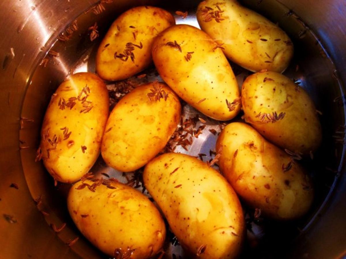 Oma´s Bechamelkartoffeln ... - Rezept - Bild Nr. 2