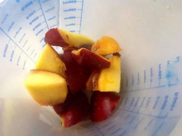 Chorzio mit gebratenen Möhren und einer Pfirsich-Tomaten-Soße - Rezept - Bild Nr. 5