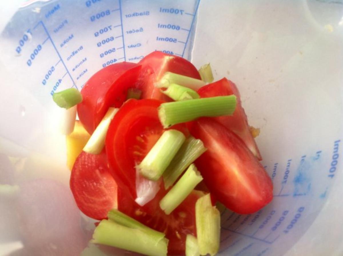 Chorzio mit gebratenen Möhren und einer Pfirsich-Tomaten-Soße - Rezept - Bild Nr. 6