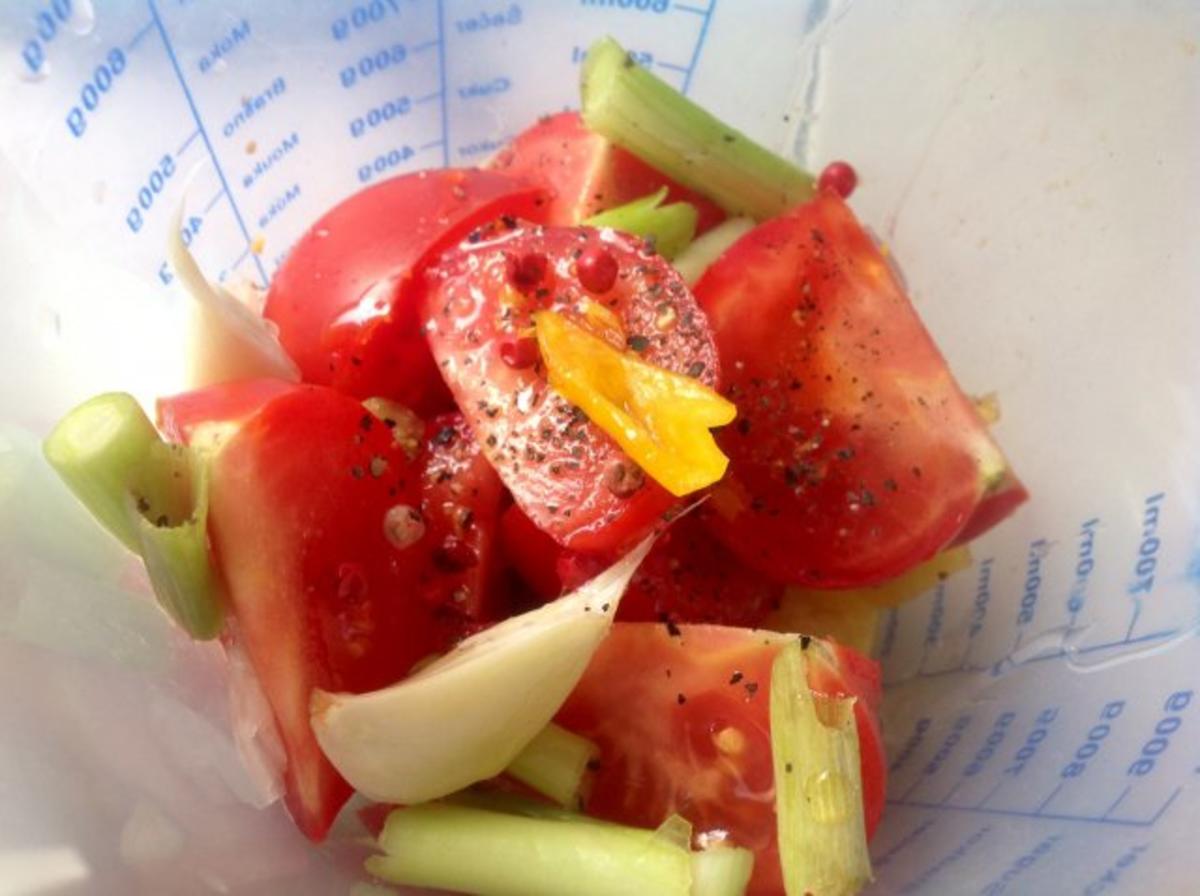 Chorzio mit gebratenen Möhren und einer Pfirsich-Tomaten-Soße - Rezept - Bild Nr. 7