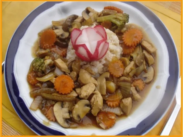 Rezept: Vollkornreis mit Wok-Hähnchenbrustfilet-Gemüse Bild Nr. 12 Vollkornreis mit Wok-Hähnchenbrustfilet-Gemüse - Rezept - Bild Nr. 12