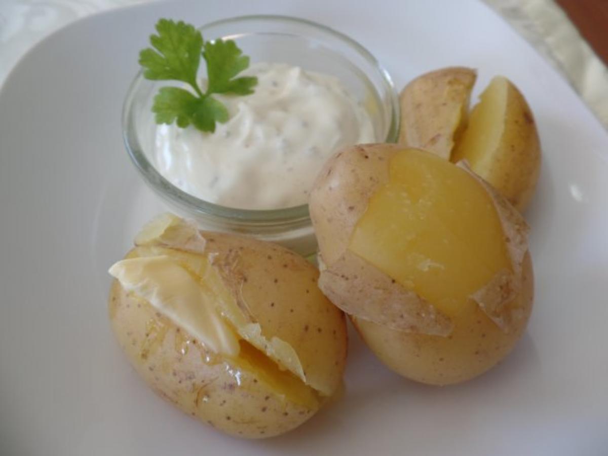 Pellkartoffeln mit Quark und Leinöl - Rezept