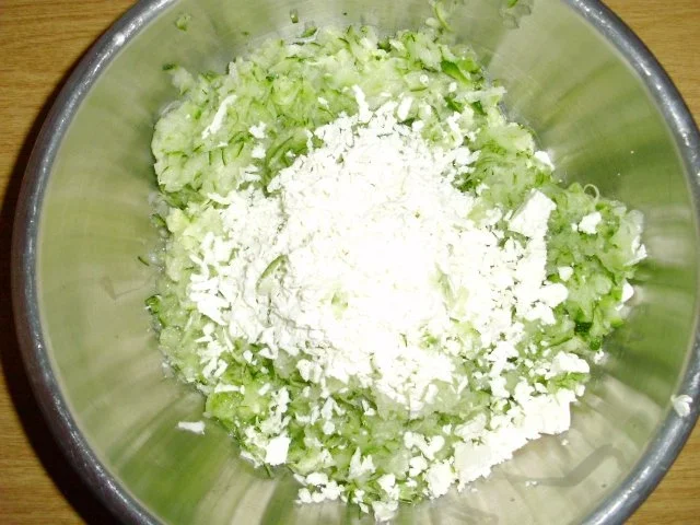 Zucchini-Muffin 1887 - Rezept - Bild Nr. 3