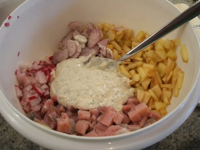 Salalte: Nudelsalat mit Hering - Rezept - Bild Nr. 4