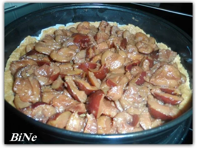 BiNe` S PFLAUMENKUCHEN MIT NUSSSTREUSEL - Rezept - Bild Nr. 7