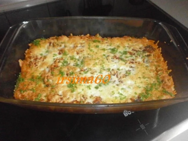 Rezept: Bunter Reisauflauf mit Hackbällchen Bild Nr. 2 Bunter Reisauflauf mit Hackbällchen - Rezept - Bild Nr. 2