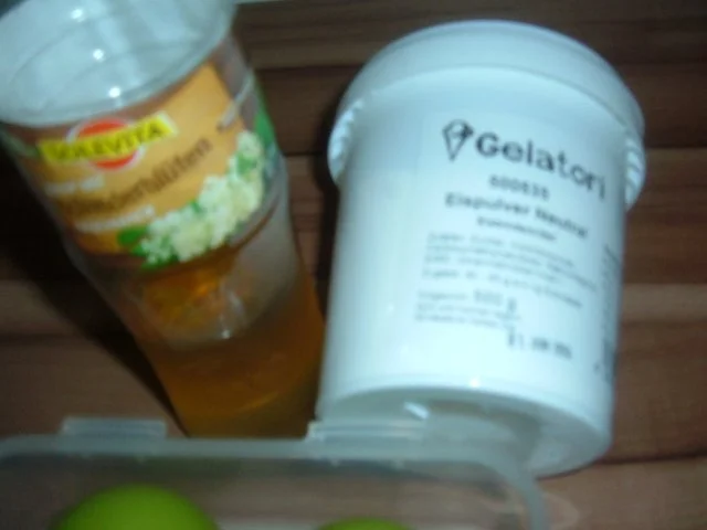 Eis : Holunder - Sahne - Rezept - Bild Nr. 3