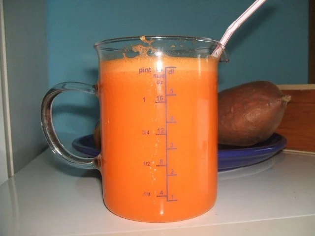 Sehr erfrichender Vitamin-Saft - Rezept