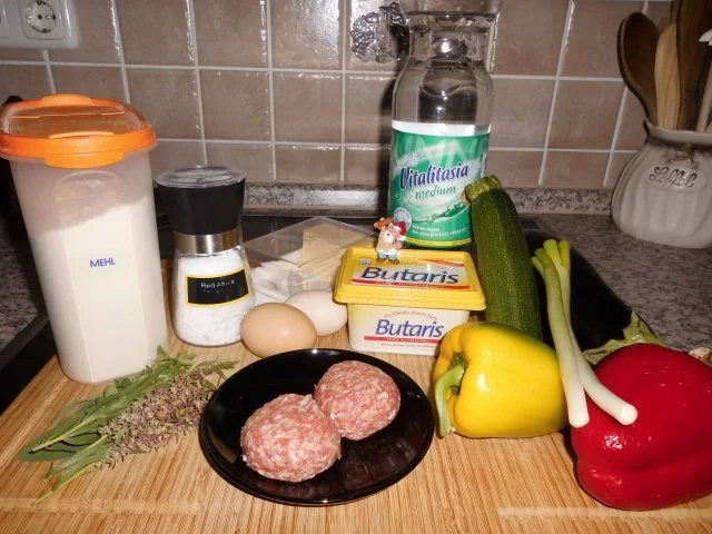 Kräuterpfannkuchen mit Schmorgemüsefüllung>> - Rezept - Bild Nr. 2