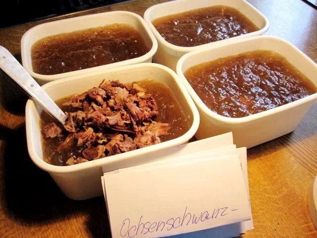 Rezept: Grüne Bohnensuppe mit Ochsenschwanz ... Bild Nr. 6 Grüne Bohnensuppe mit Ochsenschwanz ... - Rezept - Bild Nr. 6