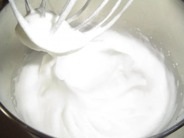 Rezept: Grießpuddingkuchen mit Schmand Bild Nr. 11 Grießpuddingkuchen mit Schmand - Rezept - Bild Nr. 11