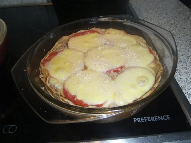 Rezept: Pfannkuchenberg mit Gehacktessaucen-Füllung Bild Nr. 10 Pfannkuchenberg mit Gehacktessaucen-Füllung - Rezept - Bild Nr. 10