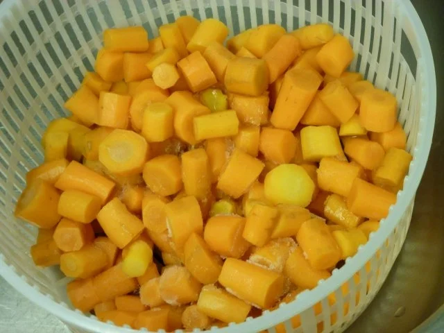 Rezept: Würzige Gemüse/Rindfleischsuppe Bild Nr. 5 Würzige Gemüse/Rindfleischsuppe - Rezept - Bild Nr. 5