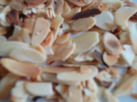 Rezept: Joghurt - Mandel-Cremesüppchen Bild Nr. 11 Joghurt - Mandel-Cremesüppchen - Rezept - Bild Nr. 11