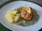 Lachsfilet mit Gurkensoße - Rezept