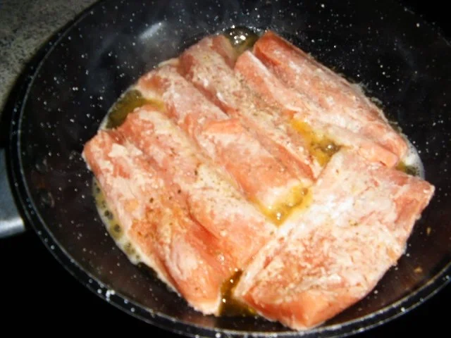 Rezept: Lachsfilet mit Gurkensoße Bild Nr. 6 Lachsfilet mit Gurkensoße - Rezept - Bild Nr. 6