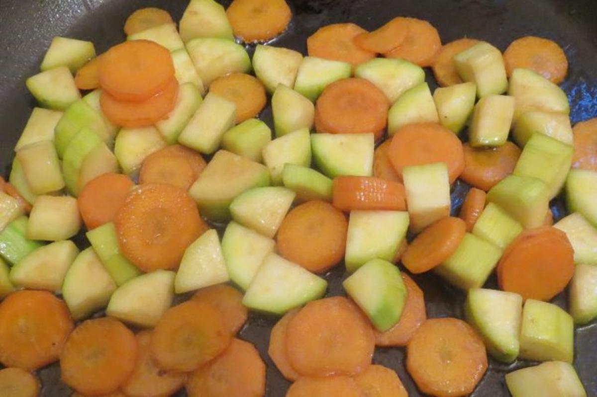 Kochen: Bulgur mit gedünstetem Gemüse - Rezept - Bild Nr. 3