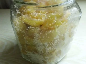 Liköre: Mirabellenikör mit Zimt - Rezept - Bild Nr. 3