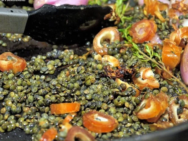 Rezept: Hähnchenkeulen mit Puy-Linsen Bild Nr. 8 Hähnchenkeulen mit Puy-Linsen - Rezept - Bild Nr. 8