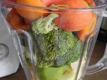 Rezept: Smoothie : ...ganz gesund und frisch Bild Nr. 2 Smoothie : ...ganz gesund und frisch - Rezept - Bild Nr. 2