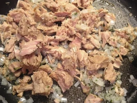 Tagliatelle allo Zafferano in Tonno Panna - Rezept - Bild Nr. 9