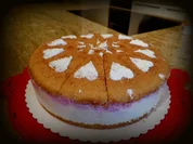 Zweifarbige fruchtige Käse-Sahne-Torte - Rezept