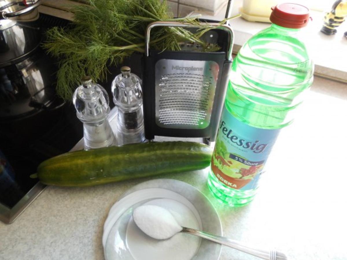 einfacher Gurkensalat - Rezept - Bild Nr. 2