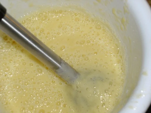 Rezept: Ananassorbet mit Banane und Basilikum Bild Nr. 3 Ananassorbet mit Banane und Basilikum - Rezept - Bild Nr. 3