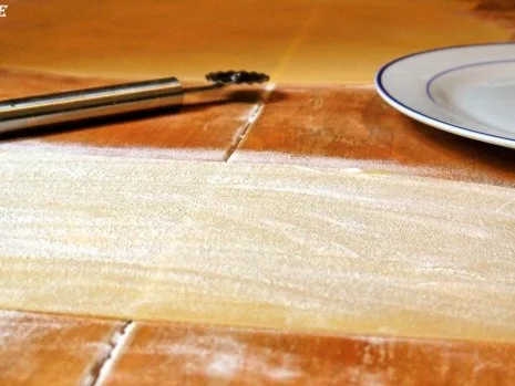 Rezept: Bandnudelsalat mit Pfifferlingen und Mohn Bild Nr. 3 Bandnudelsalat mit Pfifferlingen und Mohn - Rezept - Bild Nr. 3