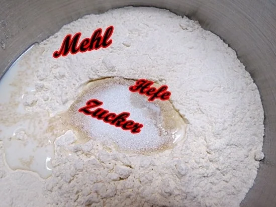 Sisserl’s ~ Erdbeer - Igelchen - Rezept - Bild Nr. 2