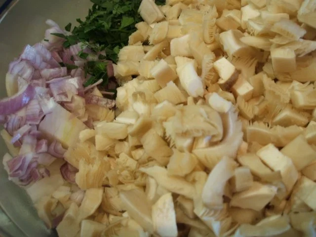 Knödel: Pilznockerln auf Mangoldgemüse - Rezept - Bild Nr. 4