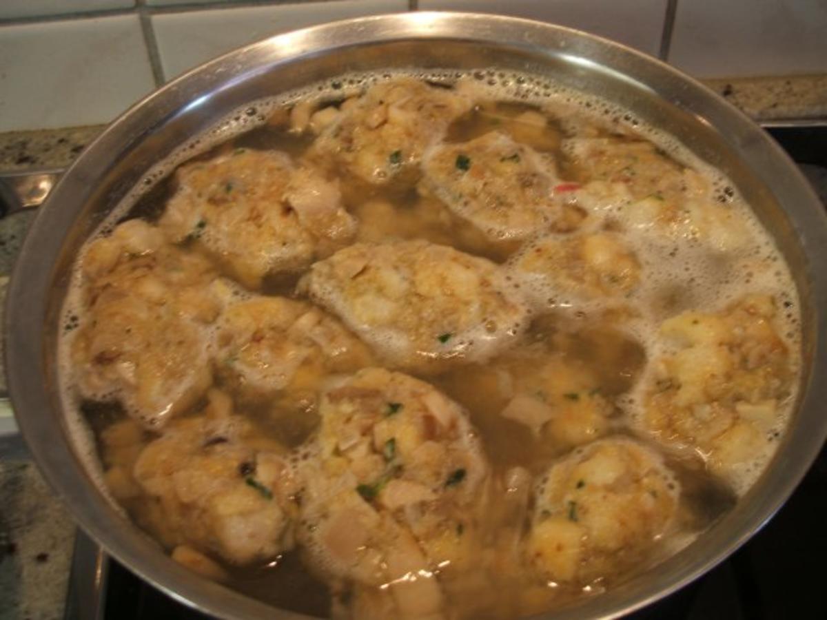 Knödel: Pilznockerln auf Mangoldgemüse - Rezept - Bild Nr. 12