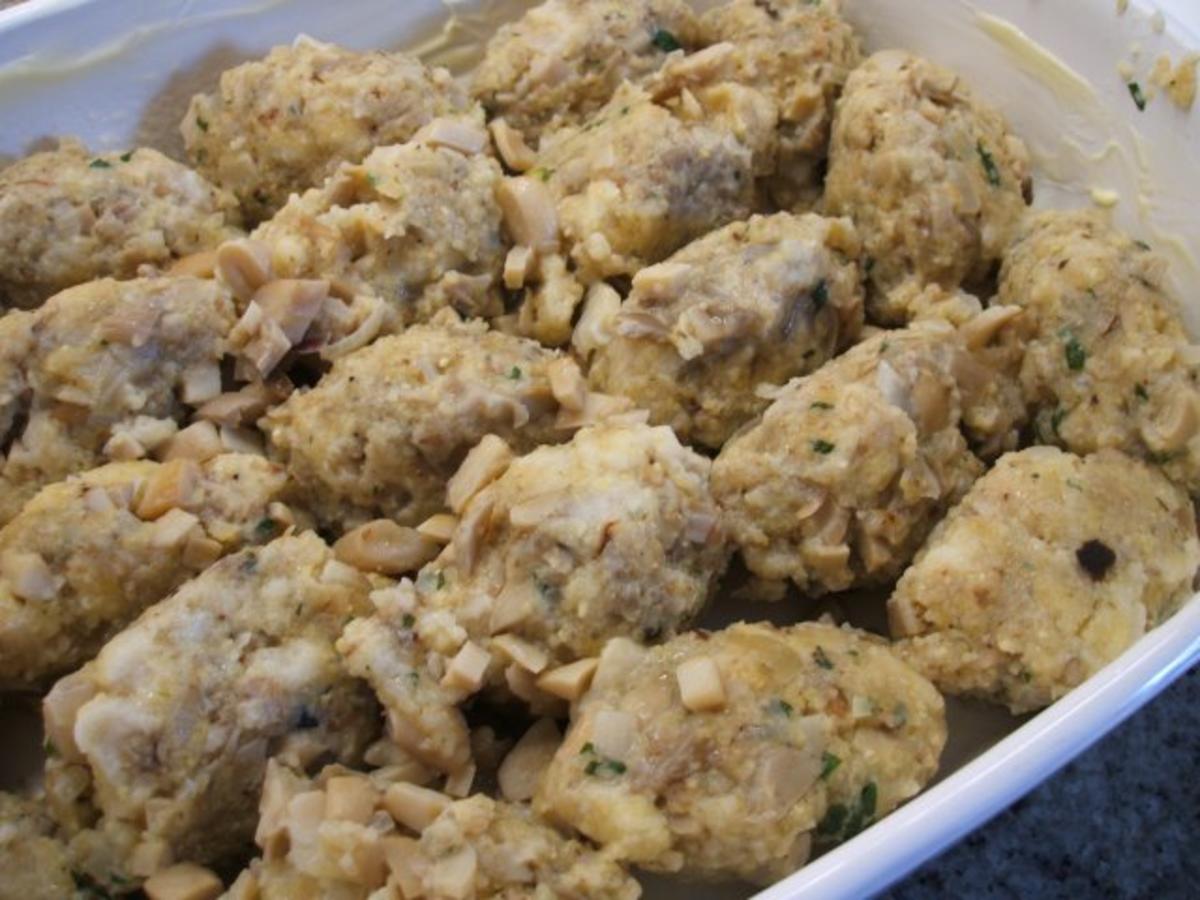 Knödel: Pilznockerln auf Mangoldgemüse - Rezept - Bild Nr. 13