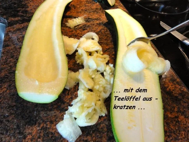 Gemüse:  ZUCCHINI - HACKFLEISCH - SCHIFFCHEN - Rezept - Bild Nr. 4