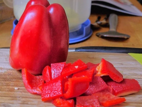 Gazpacho mit Datteln im Speckmantel - Rezept - Bild Nr. 3