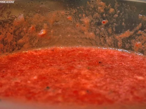 Gazpacho mit Datteln im Speckmantel - Rezept - Bild Nr. 7