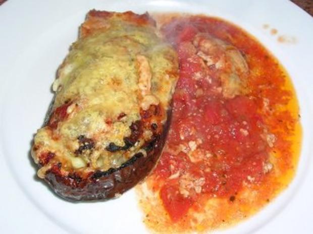Auberginen, gefüllt auf &amp;quot;leicht&amp;quot; türkische Art - Rezept - kochbar.de